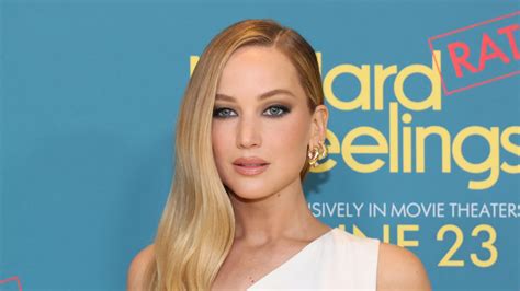 pictures of jennifer lawrence naked|Jennifer Lawrence shocks fans by getting completely。